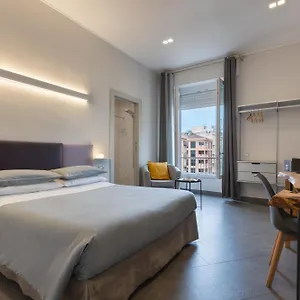 2* Pensión Centro Storico Via Sassari